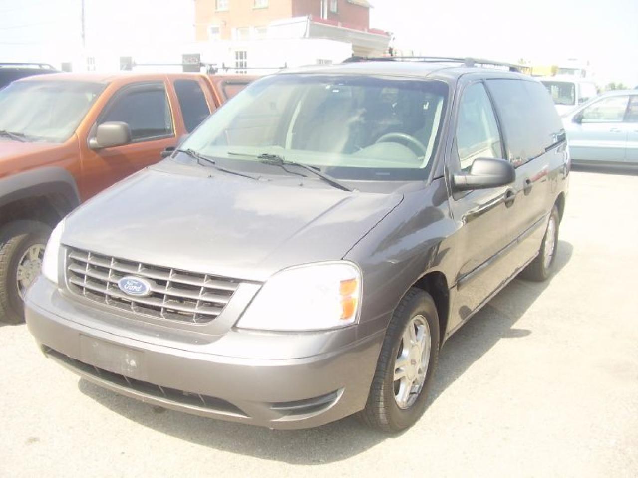 Used 2006 Ford Freestar SE REAR A/C, for sale in Mississauga, ON