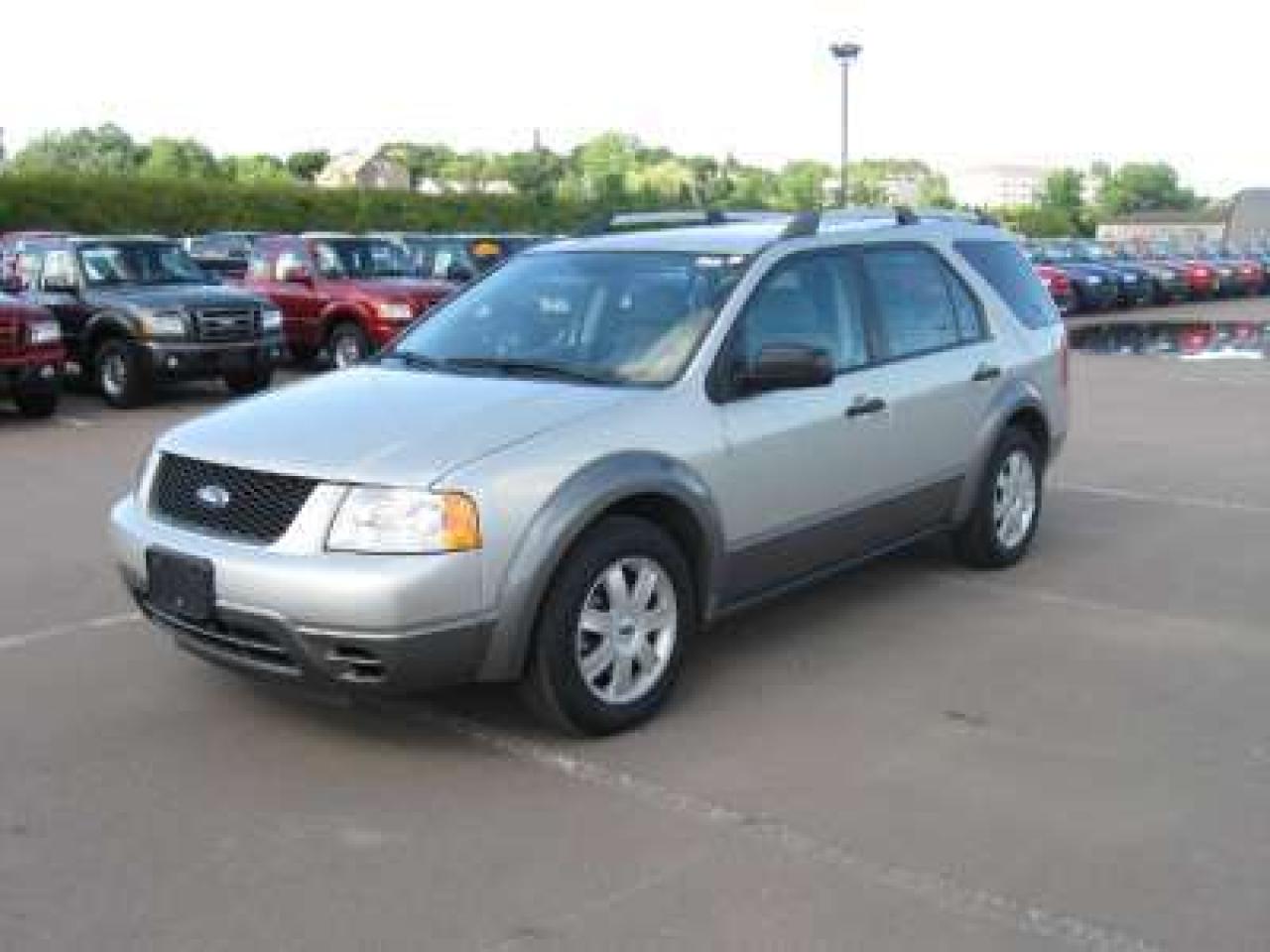 Used 2006 Ford Freestyle SE for sale in Moncton, NB