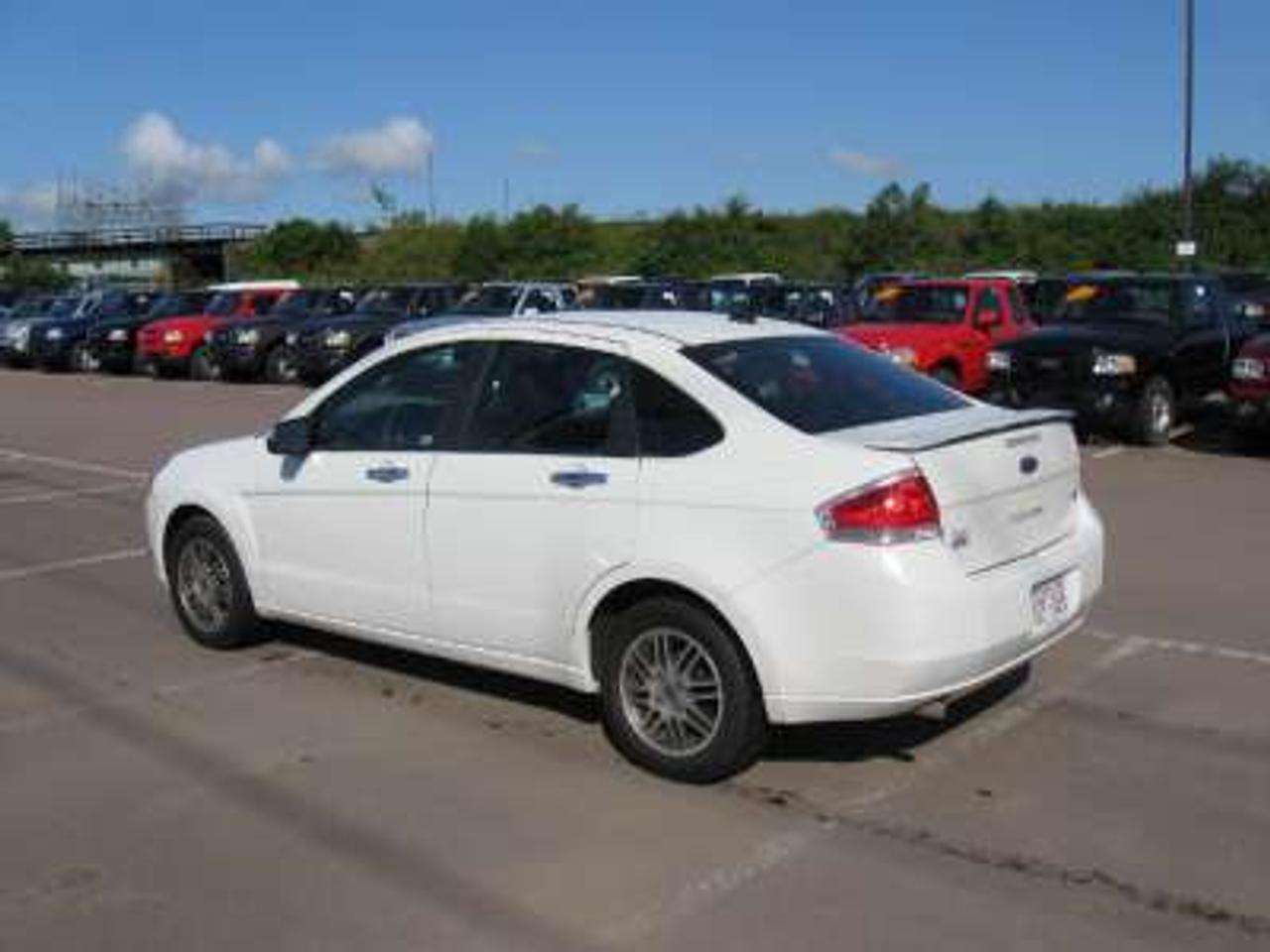 Looking for fuel economy ??? Look no further... This 2010 Ford Focus SE 2.0L Automatic will give you the fuel milage your looking for... Comes very well equipped with Power Windows, Power Door Locks, Air Conditioning, Remote Keyless Entry, Fog Lights, Rear Spoiler and Alloy Wheels... Come in for a test drive today ...
Passengers: 5
2.0 Liter
Warranty: Available
Home of the