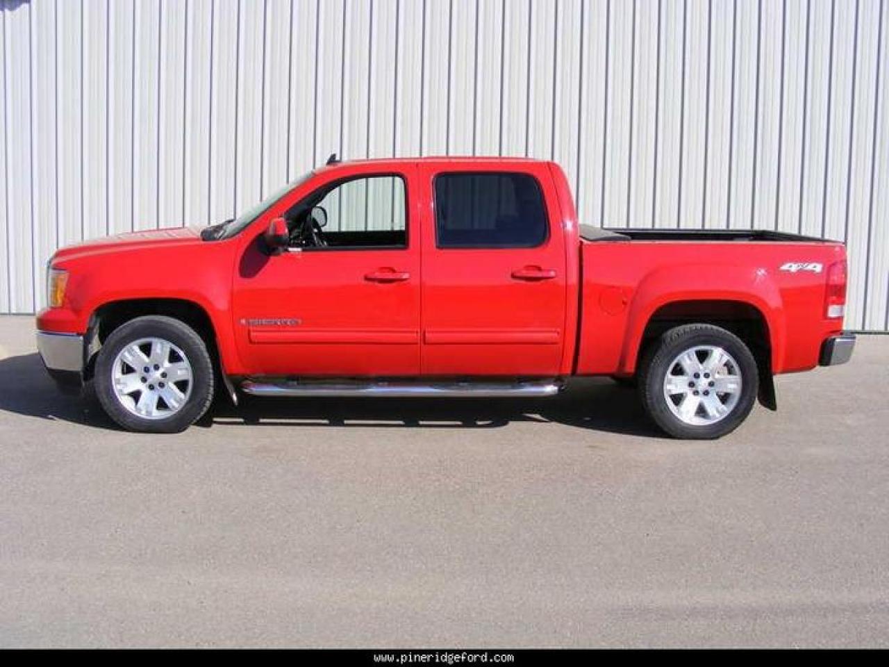 Used 2007 GMC Sierra 1500 SLT for sale in Meadow Lake, SK