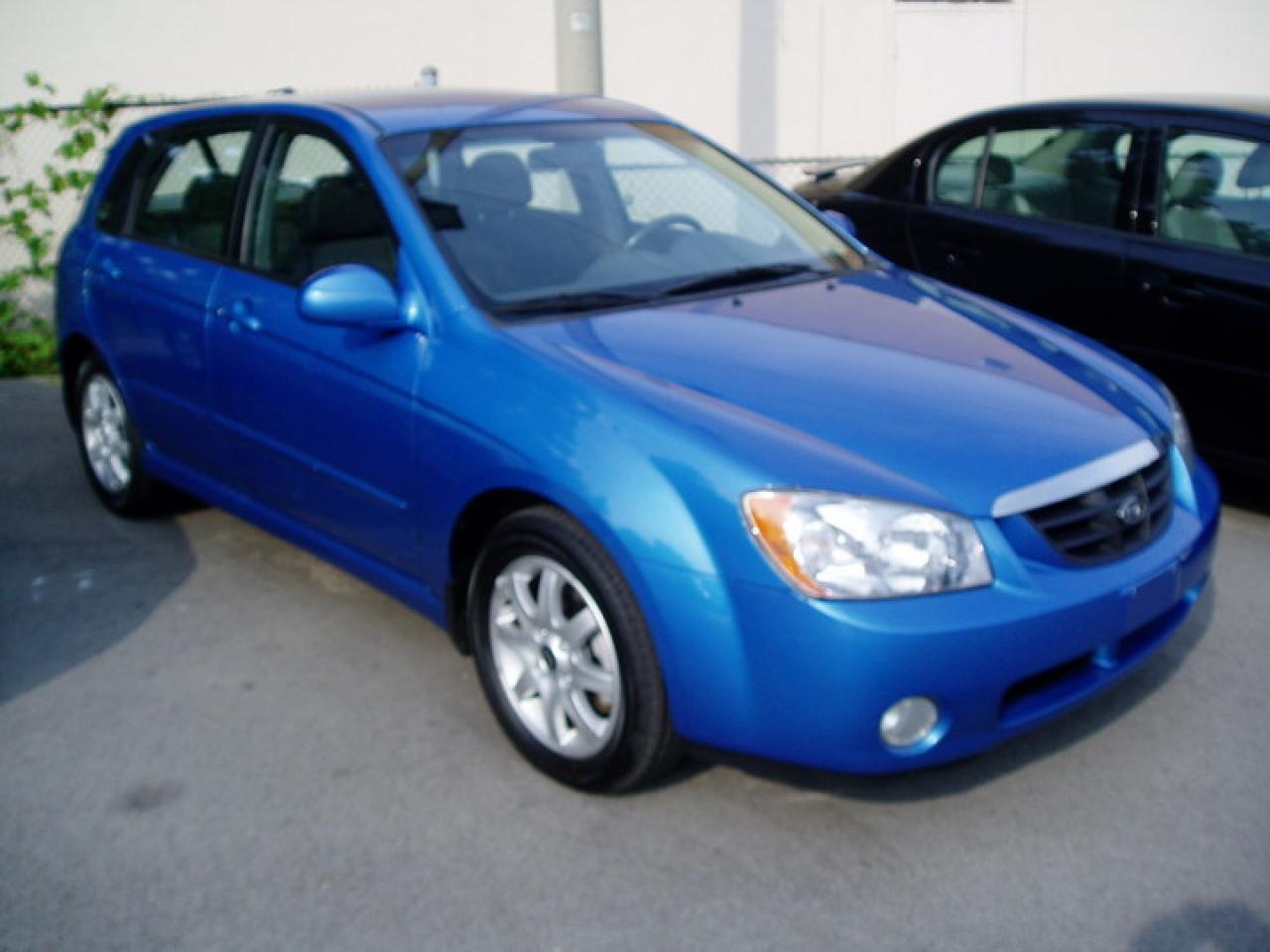 Used 2005 Kia Spectra SPECTRA 5 CLEAN CARPROOF for sale in Burlington, ON