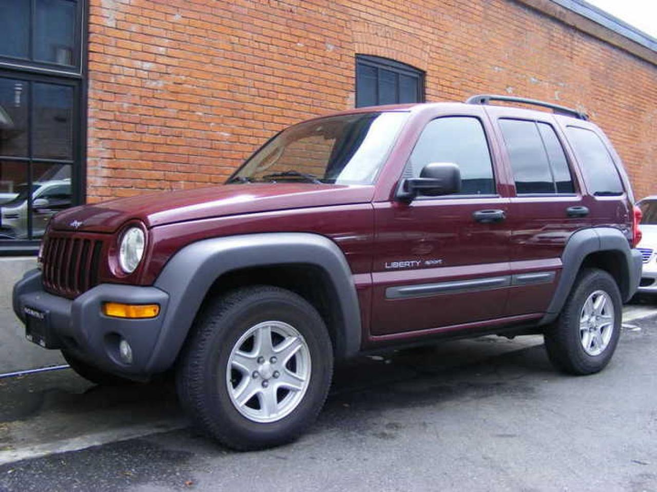 Used 2003 Jeep Liberty Sport AWD for sale in Vancouver, BC