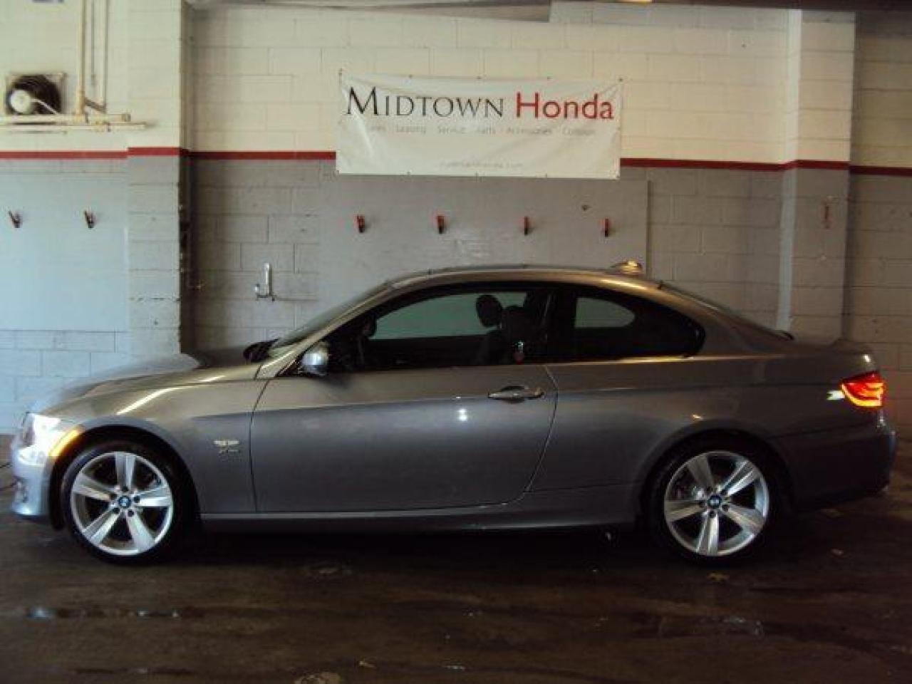 Used 2011 BMW 3 Series 328i xDrive for sale in Toronto, ON