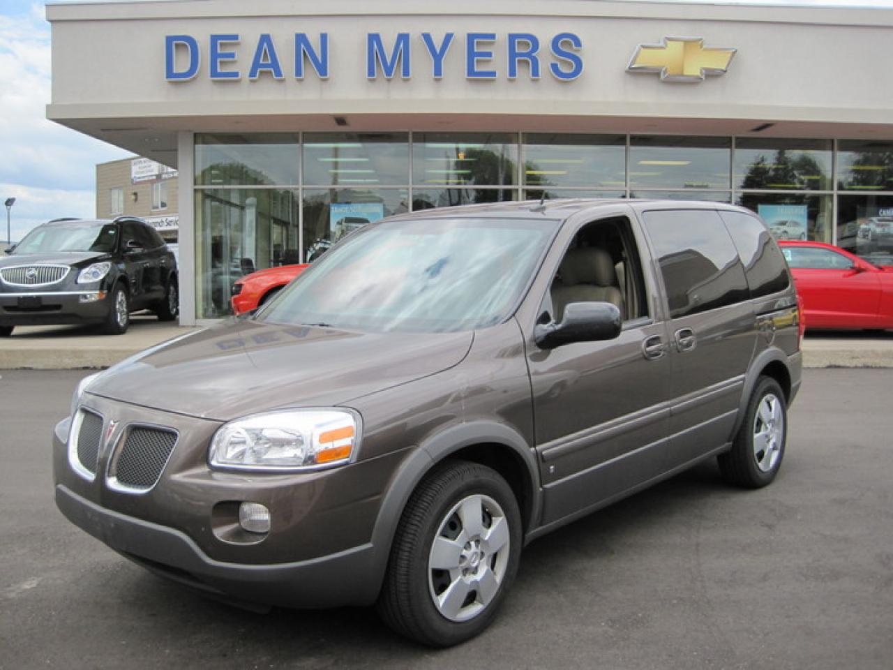 Used 2008 Pontiac Montana Sv6  for sale in Toronto, ON
