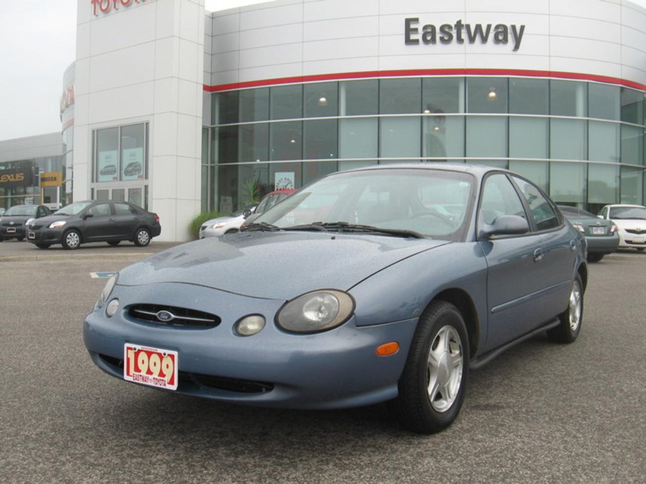 This vehicle is in great condition, and has obviously been kept in top condition by its previous owner. The vehicles electrical system is in great shape and the engine is running flawlessly. The transmission is running smoothly and requires no tune up. The interior looks and feels clean and has obviously been kept in good condition by its previous owner. All of our cars are professionally cleaned for sale. Buy with confidence knowing that Toyota stands behind all its vehicles with the best service and top industry standards.