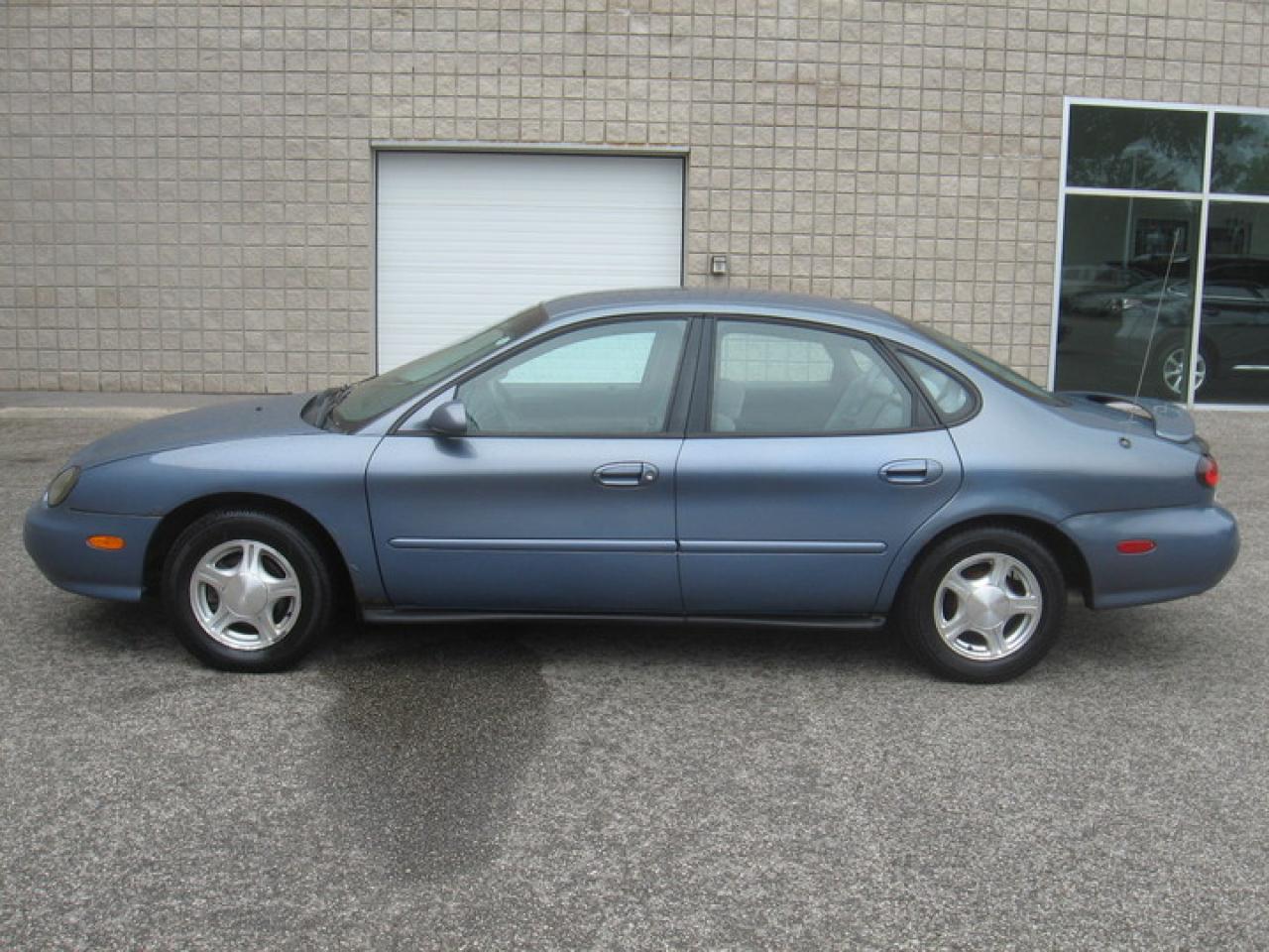 613489