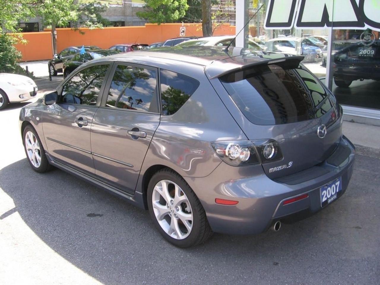 613565.10205107