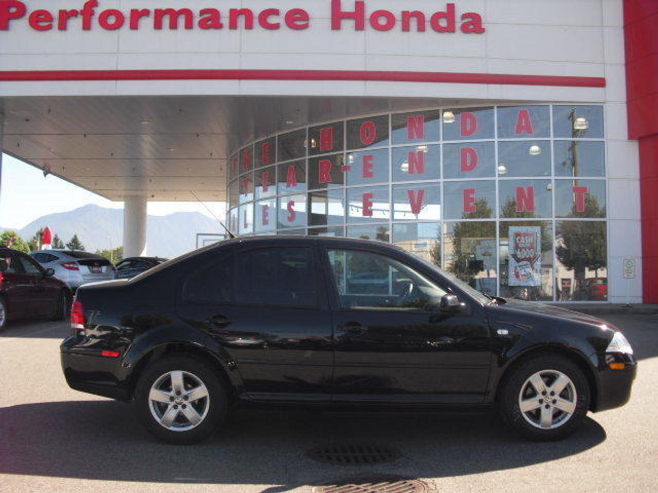 <p><strong><span style=font-size: medium;>Loaded up with sunroof, keyless entry, power windows and alloy wheels. Local vehicle. Please call for more details 604-792-2724</span></strong></p>