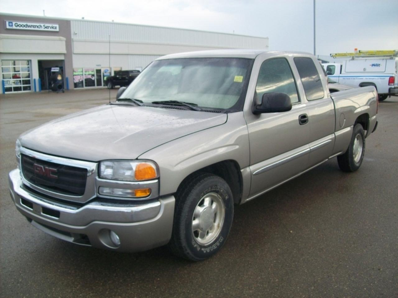 Used 2003 GMC Sierra 1500  for sale in Rosetown, SK