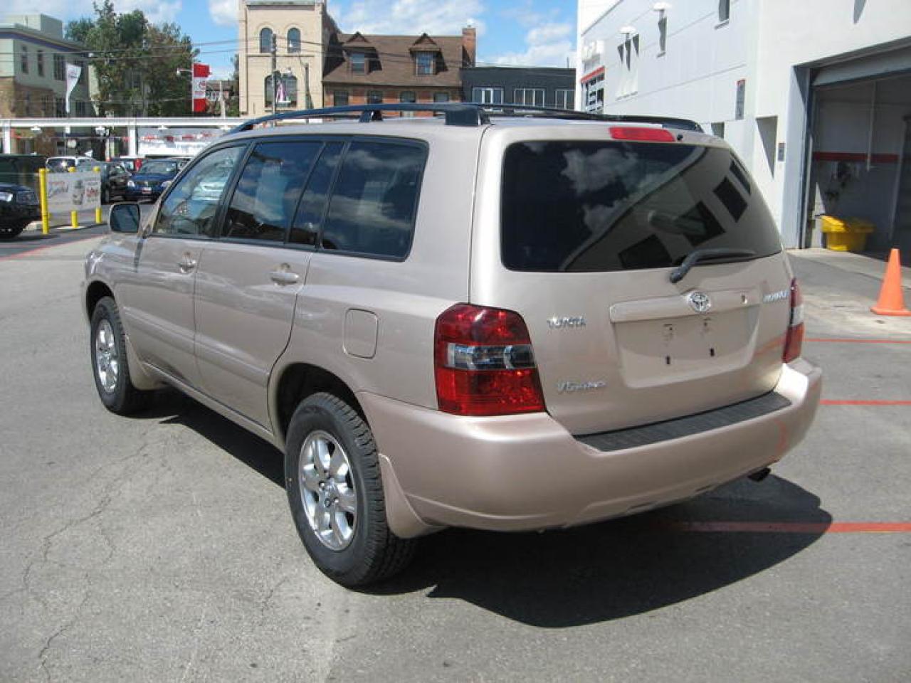 613648