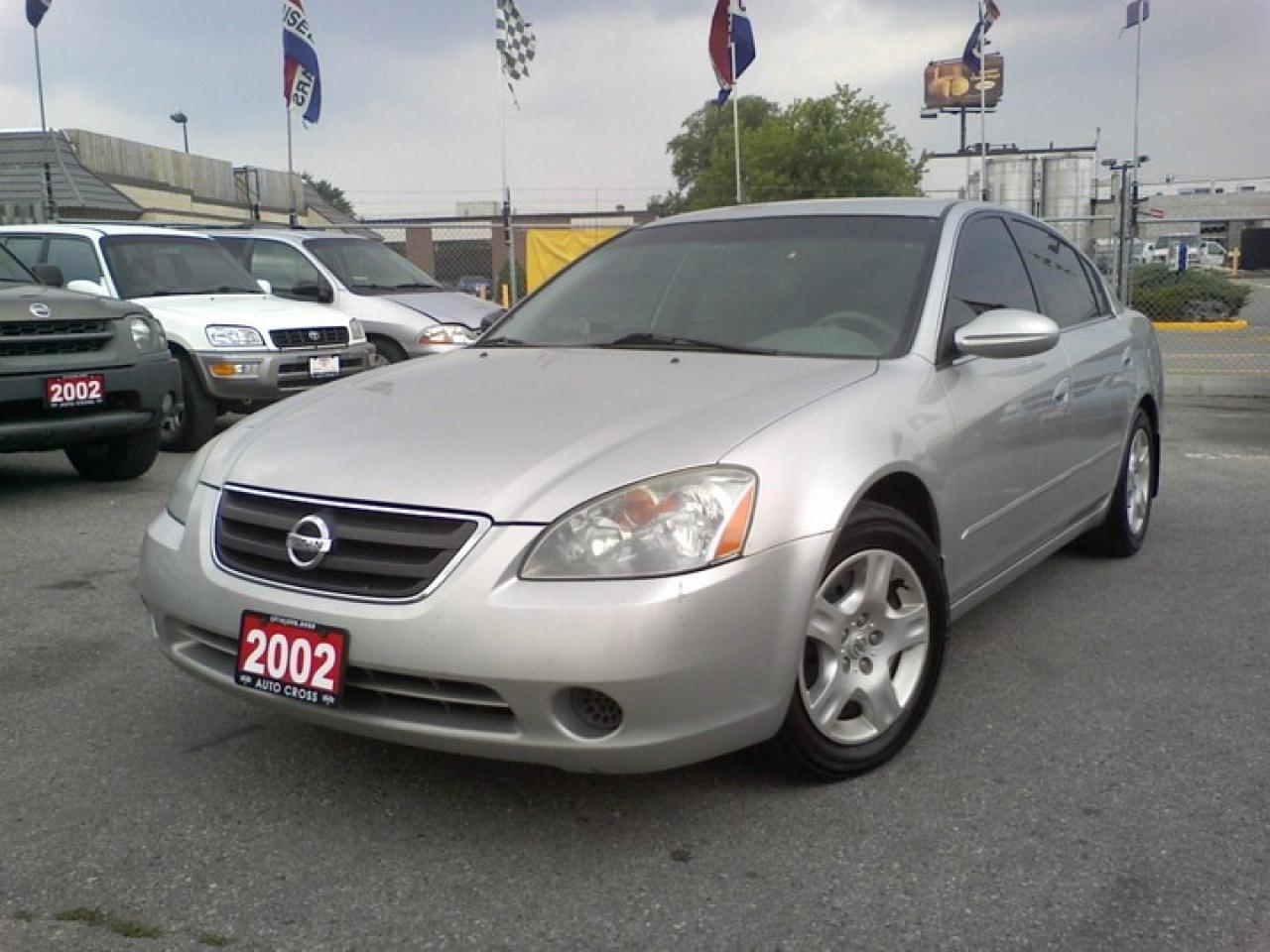 Used 2002 Nissan Altima  for sale in Toronto, ON