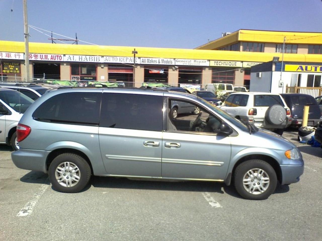 613779