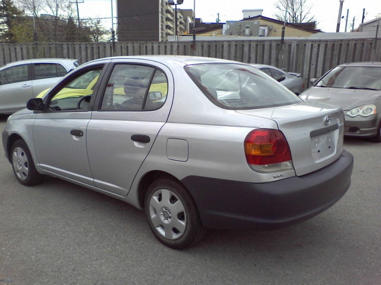 613781