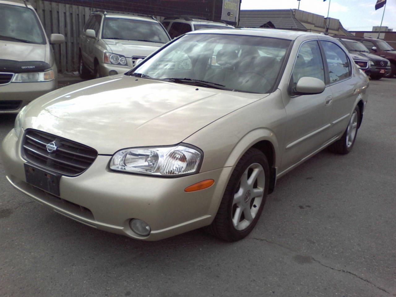 Used 2000 Nissan Maxima  for sale in Toronto, ON