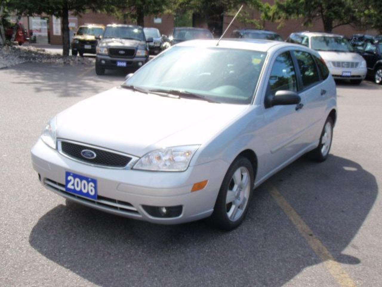 Used 2006 Ford Focus ZX5 SES H/B for sale in Mississauga, ON
