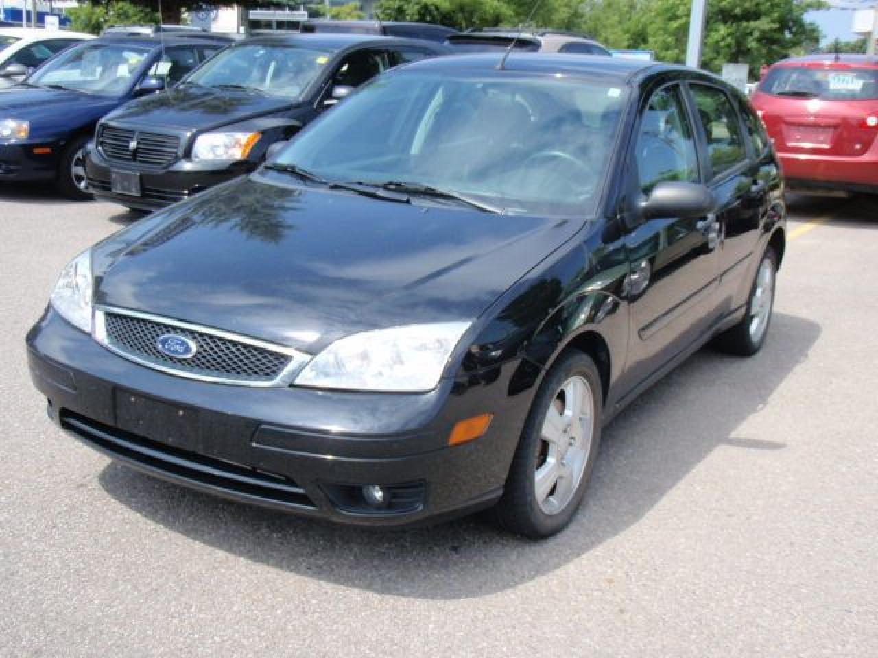 Used 2007 Ford Focus ZX5 SES H/B for sale in Mississauga, ON