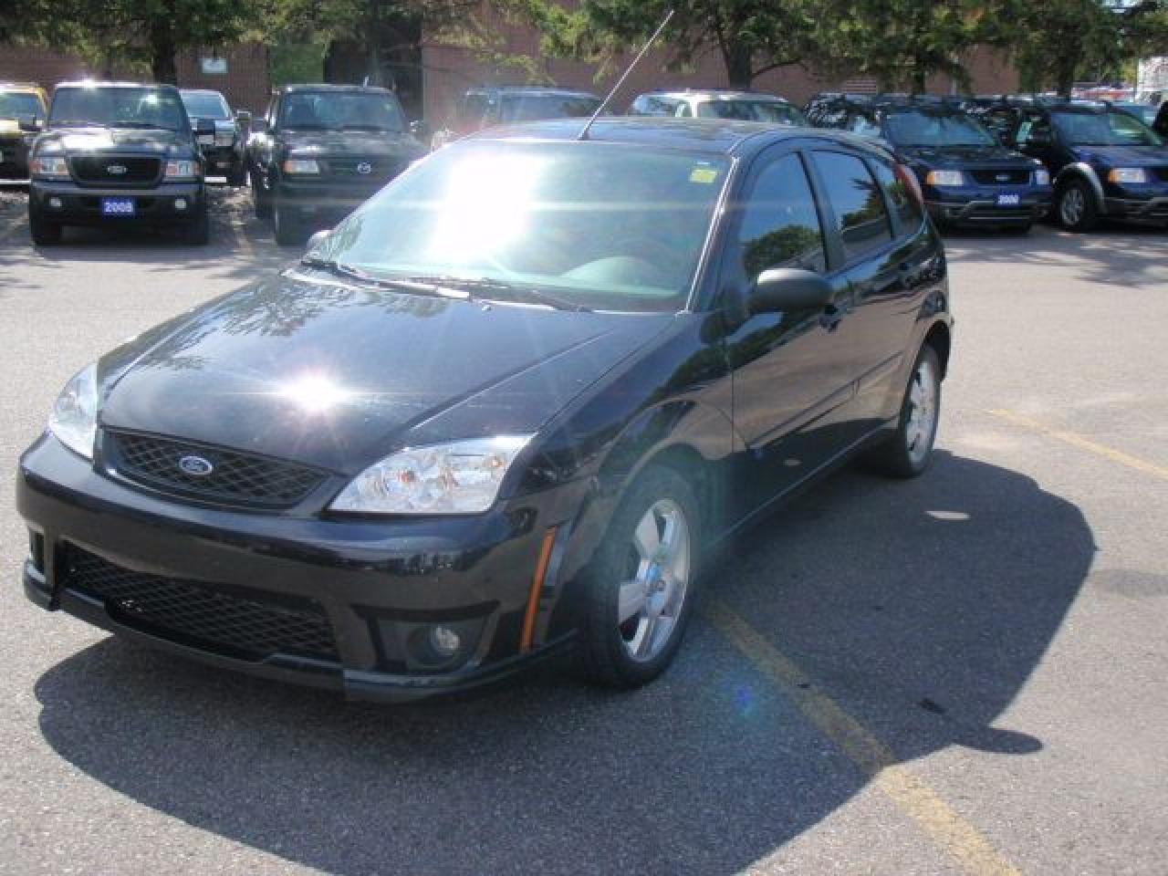 Used 2007 Ford Focus ZX5 GFX H/B for sale in Mississauga, ON