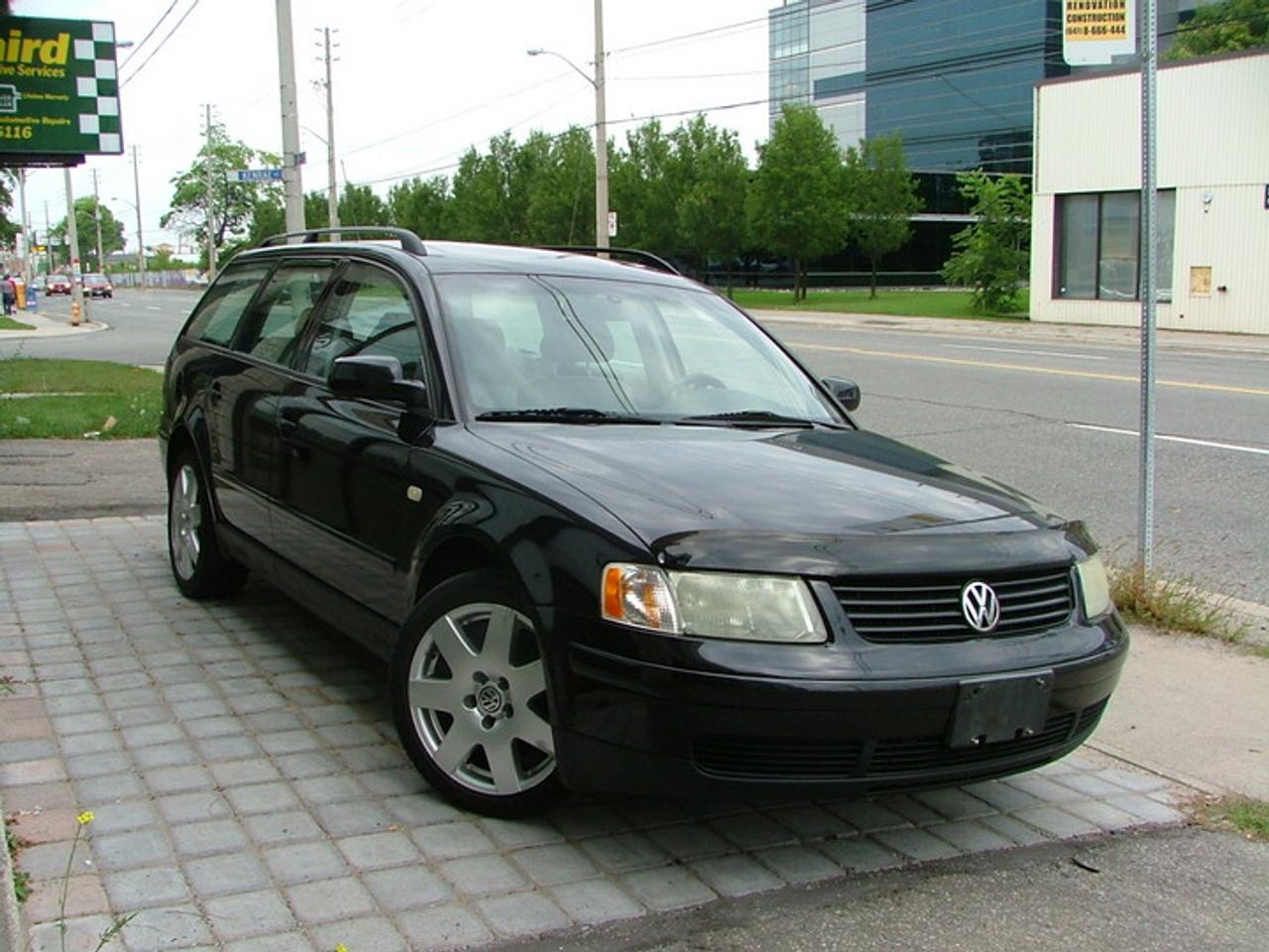 2000 PASSAT WAGON V6 AUTOMATIC ONE OWNER NO ACCIDENTS EXCELLNT WELL KEPT VEHICLE AND LOADED

 ASKING $5900.00 plus tax

Call Gord: DONLEY MOTORS
           46 LAIRD DR. 
           TOR. ON. M4G3T2
416 483 5566 OR CELL 416 894 1953