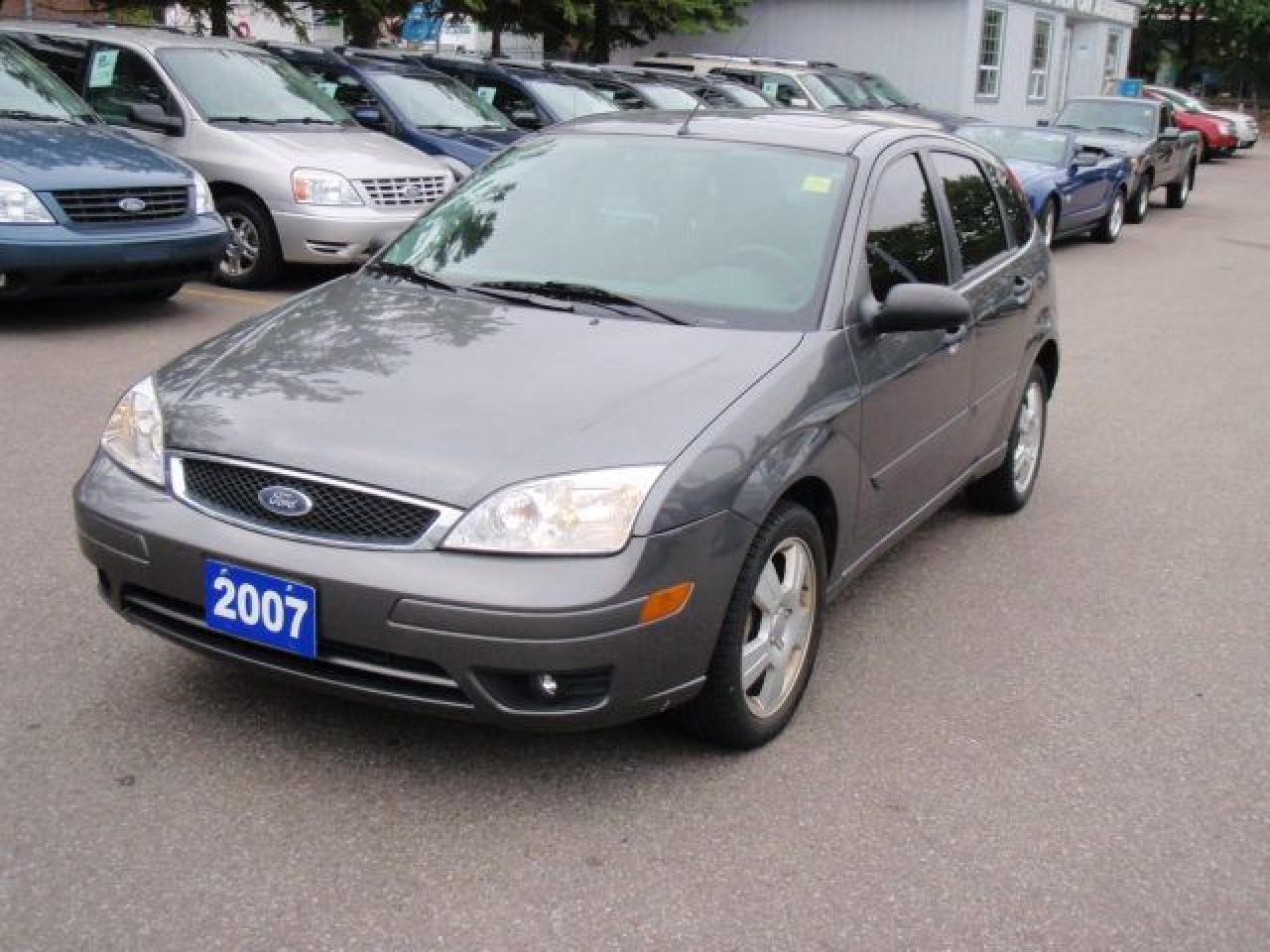 Used 2007 Ford Focus ZX5 SES H/B for sale in Mississauga, ON