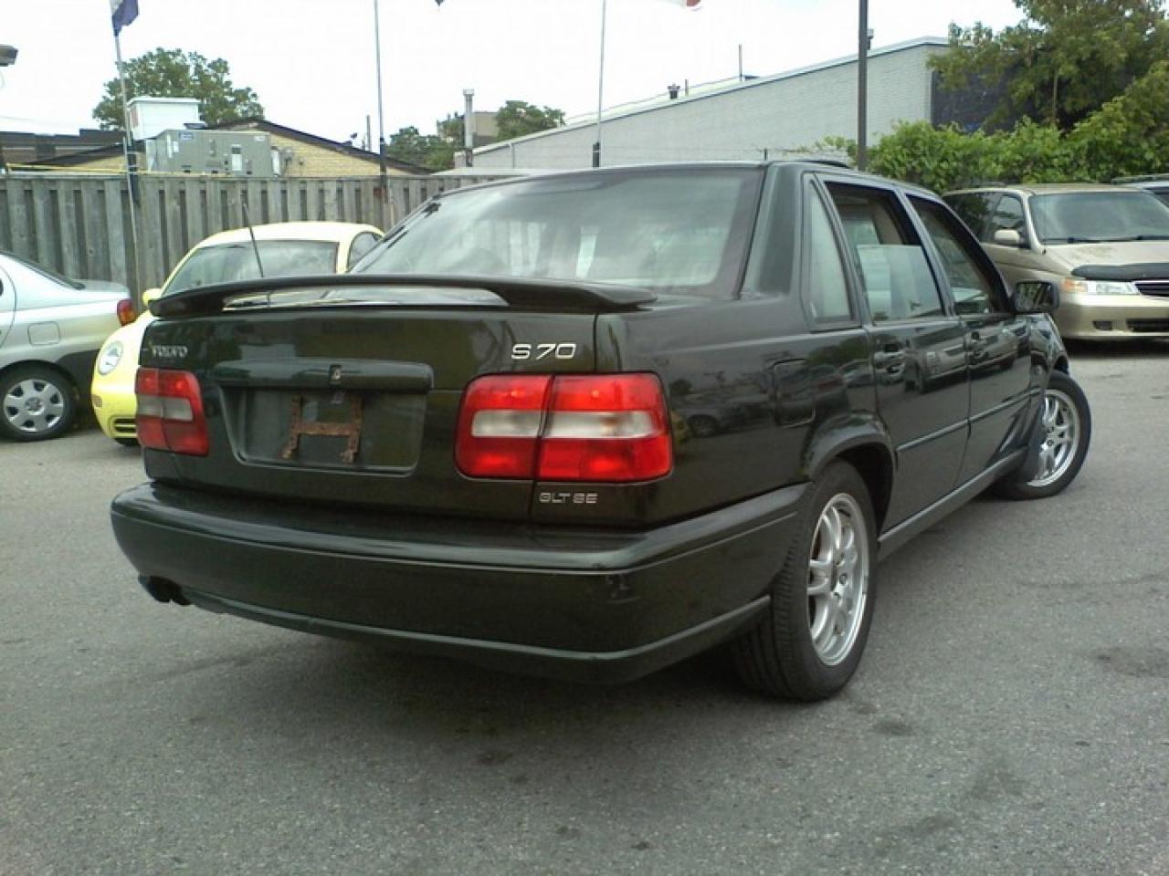 613844