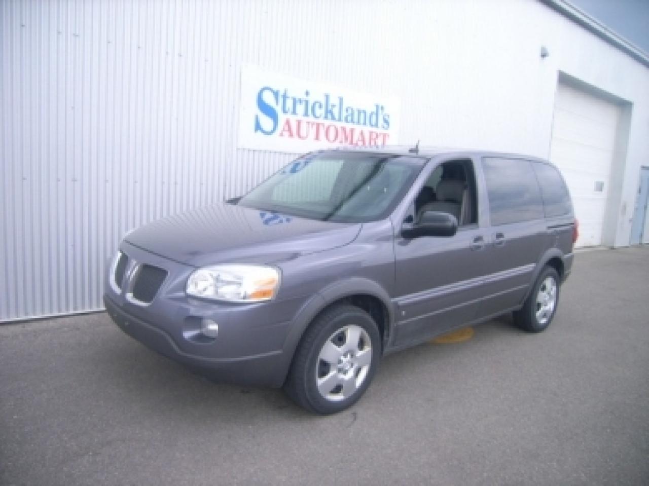 Used 2007 Pontiac Montana SV6 for sale in Lakeshore, ON