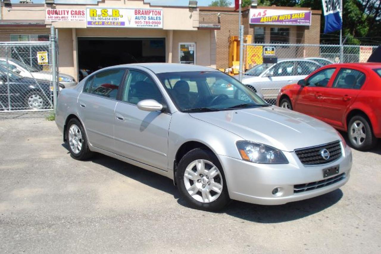 Used 2006 Nissan Altima  for sale in Brampton, ON