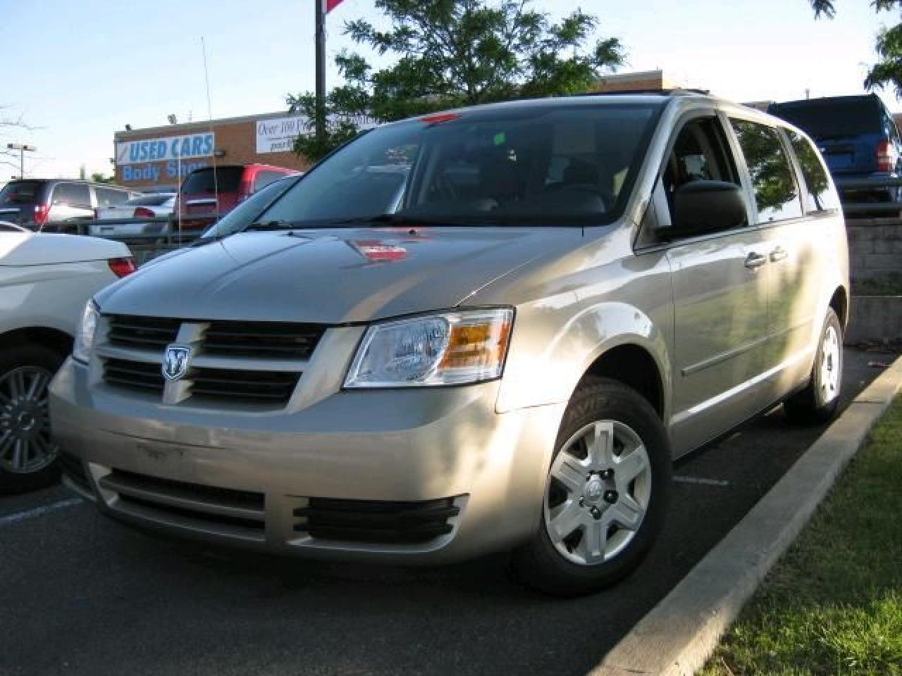 Used 2008 Dodge Grand Caravan SWIVEL N GO for sale in Milton, ON