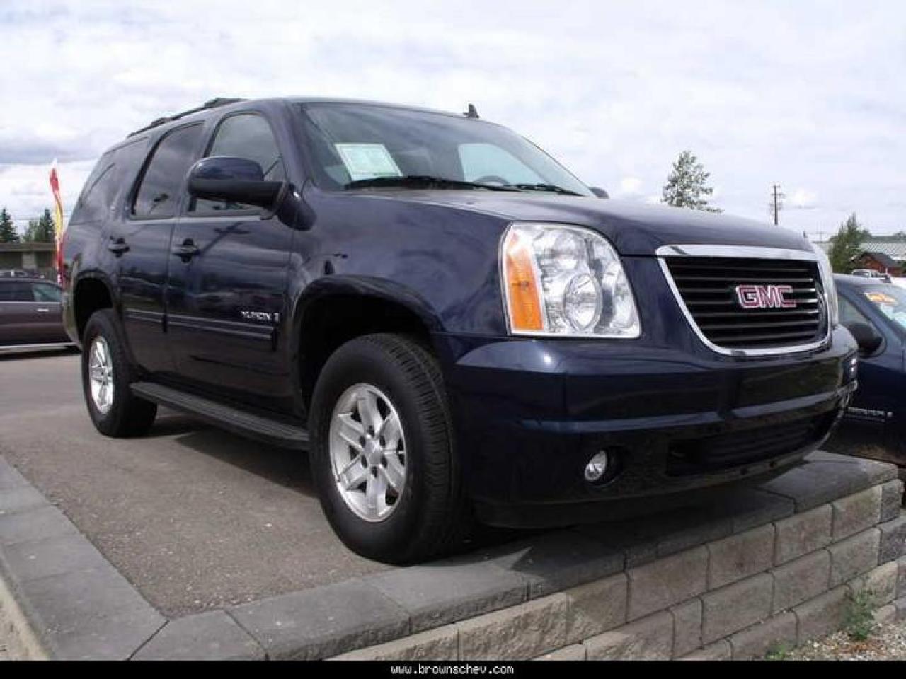 Used 2009 GMC Yukon SLT for sale in Dawson Creek, BC