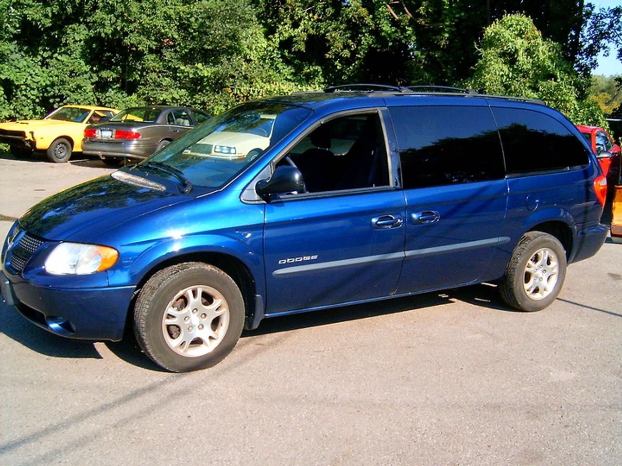 3.3L V6 call Tom for a test drive 416-389-8669