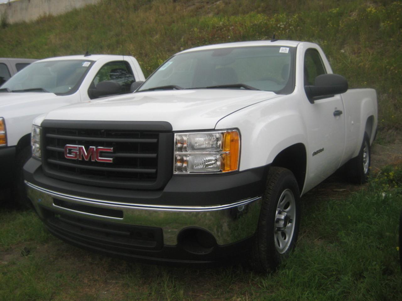 New 2011 GMC Sierra C1500 REG WT for sale in Calgary, AB