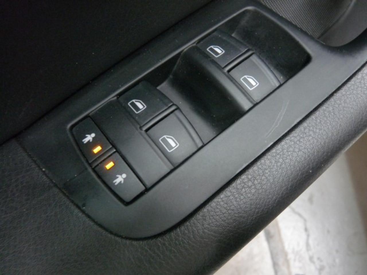 614233