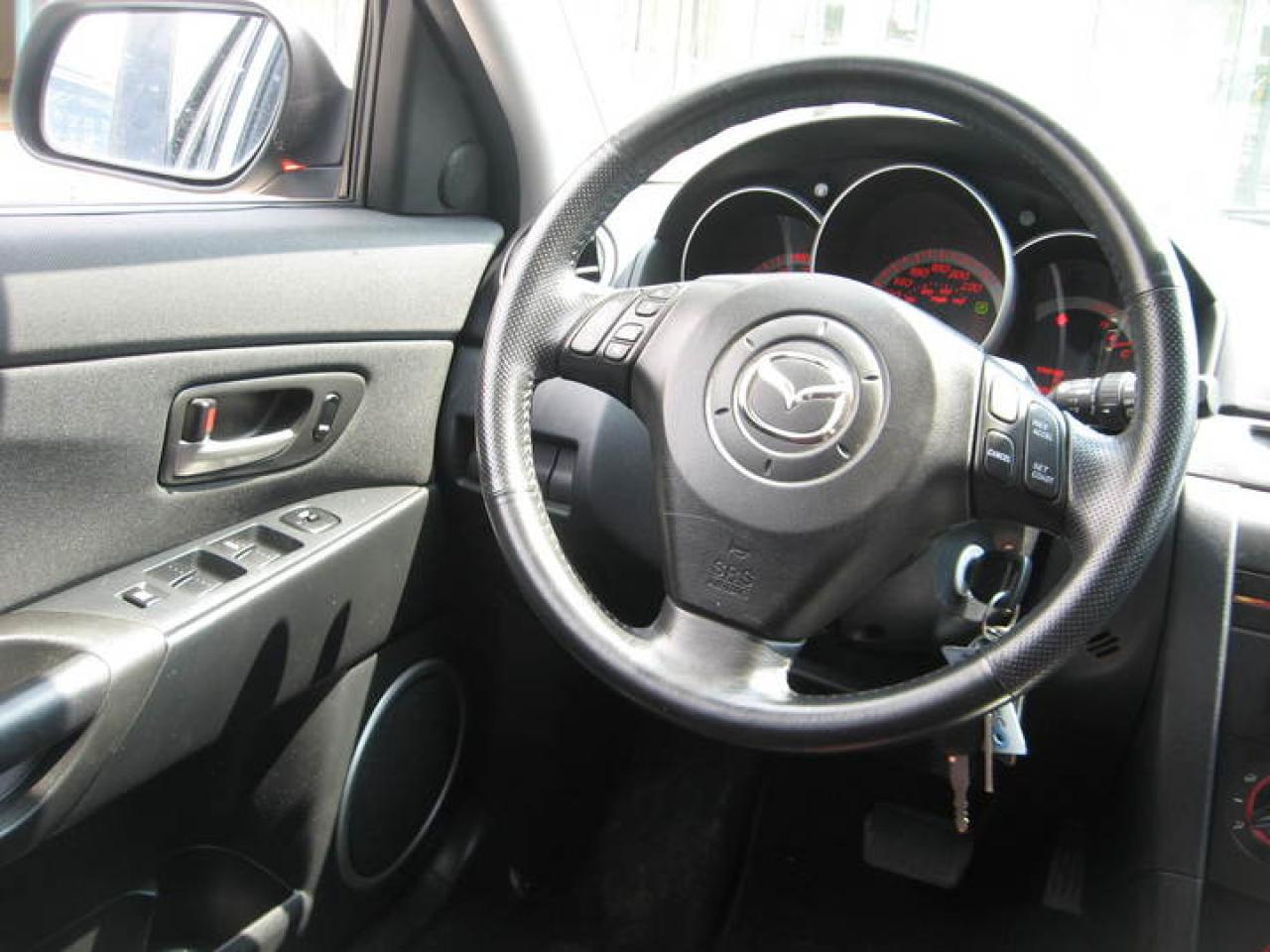 2005 Mazda Mazda3  Photo37