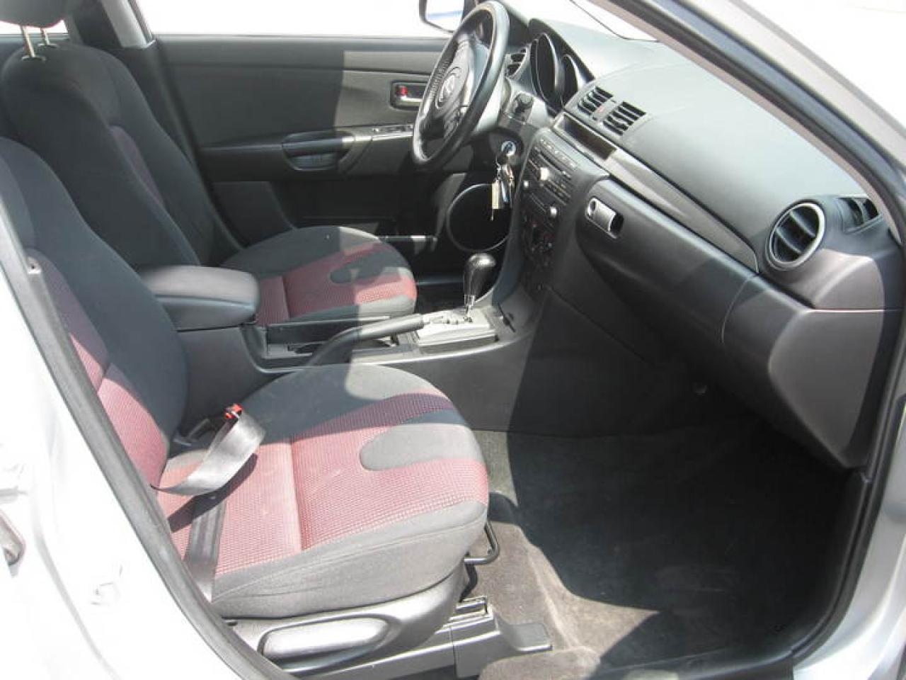 2005 Mazda Mazda3  Photo40