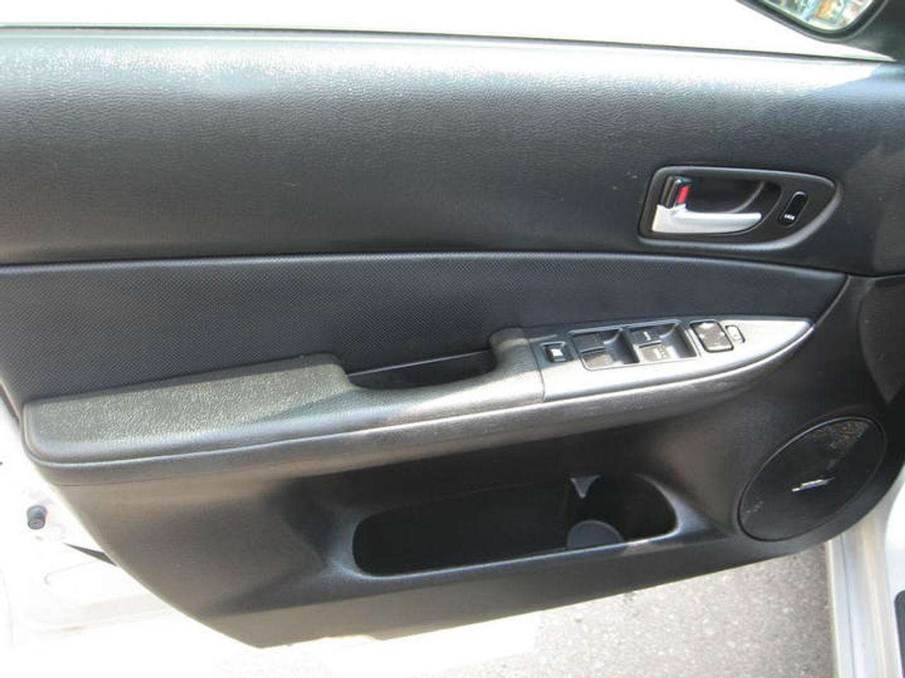 2007 Mazda Mazda6 GT LEATHER & SUNROOF Photo8