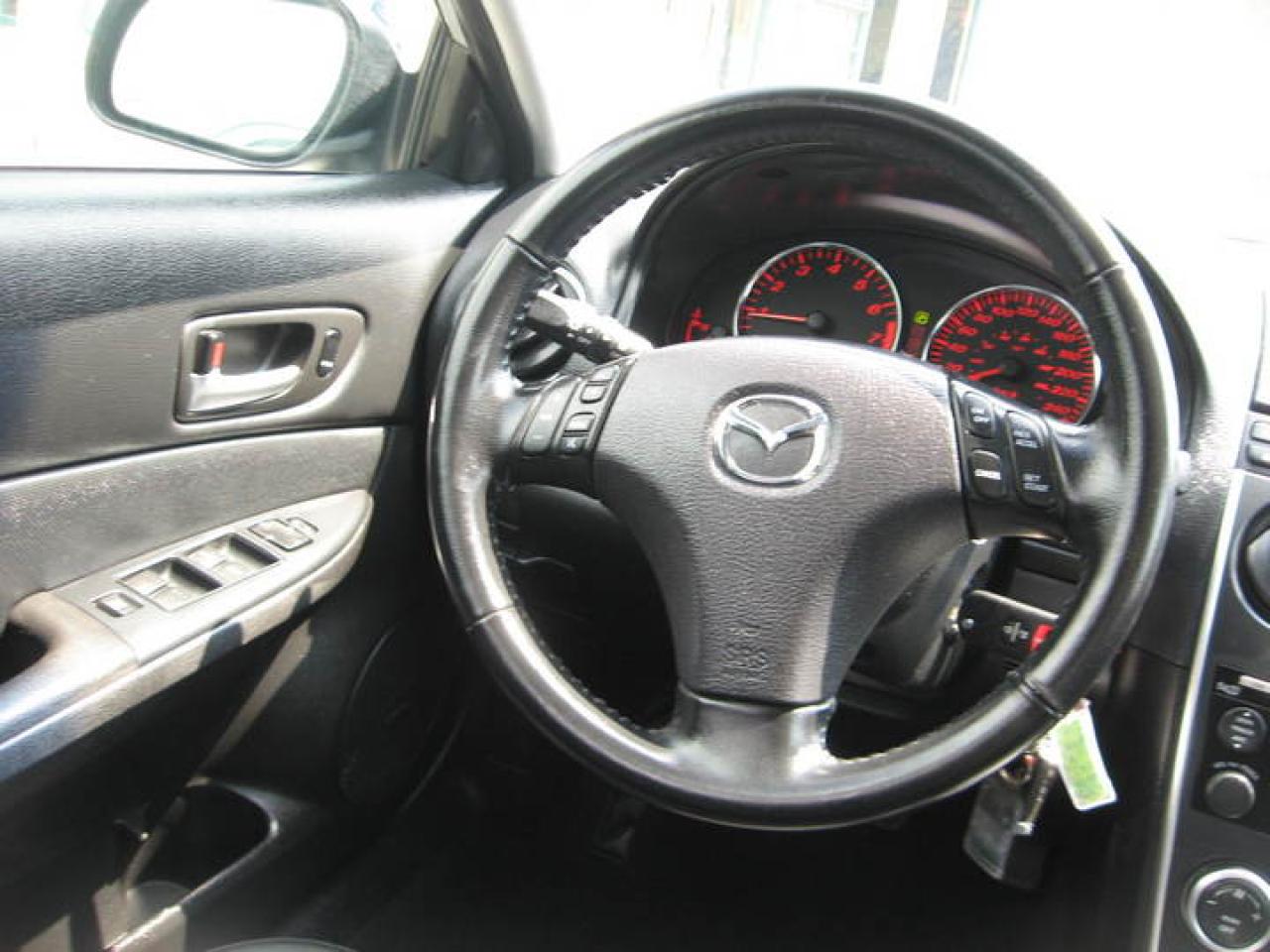 2007 Mazda Mazda6 GT LEATHER & SUNROOF Photo38