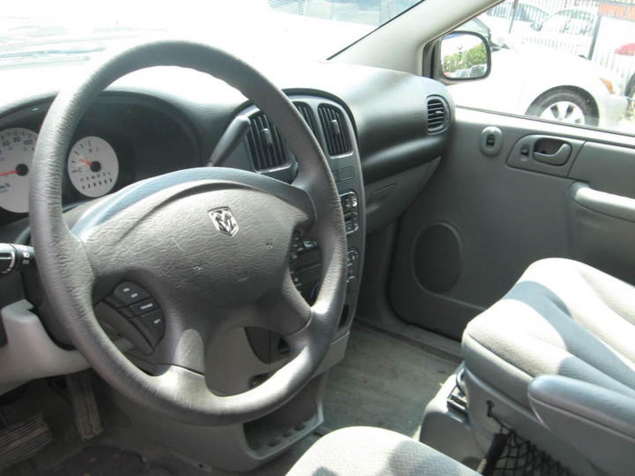 2005 Dodge Caravan  Photo9