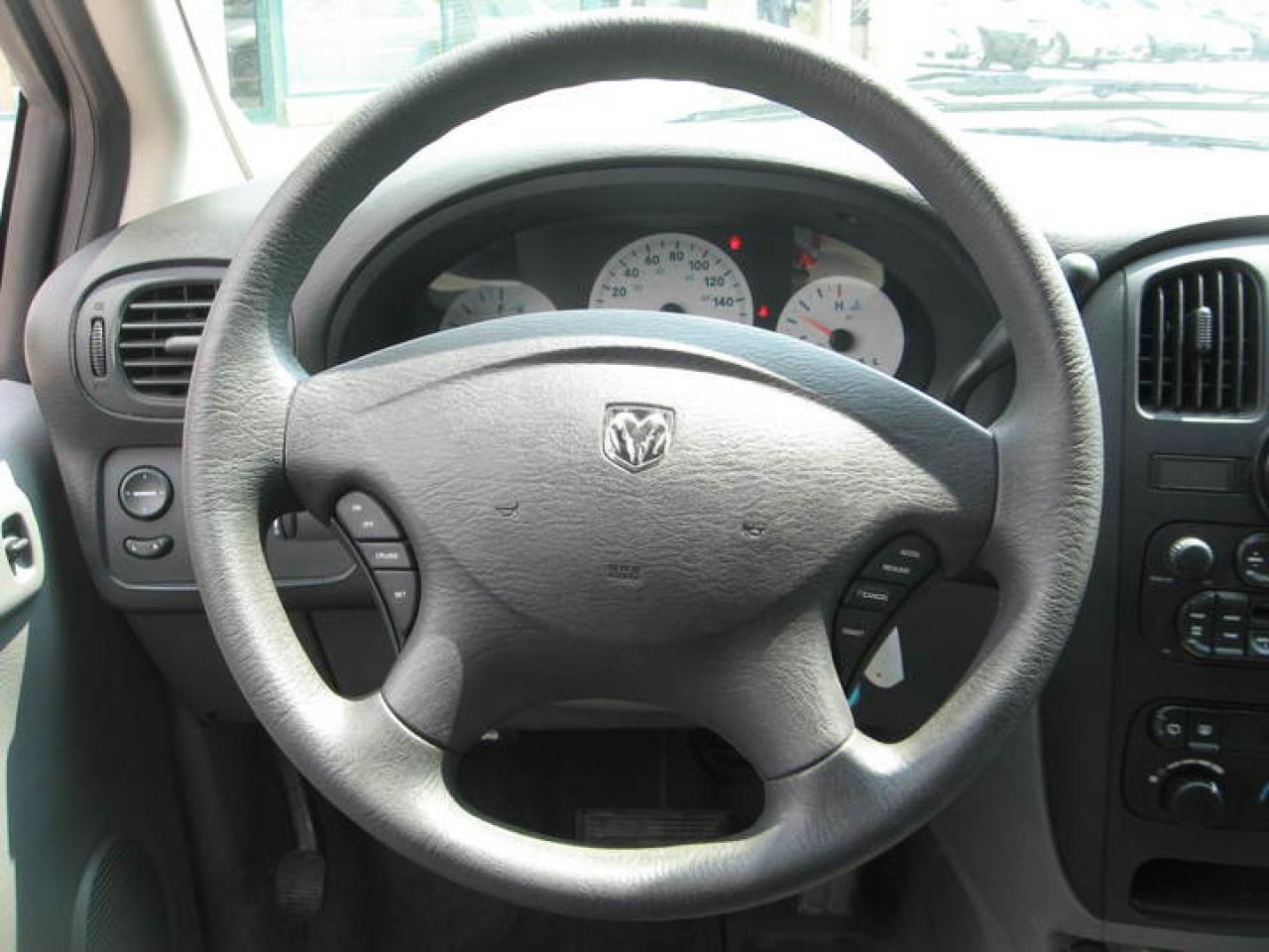 2005 Dodge Caravan  Photo11
