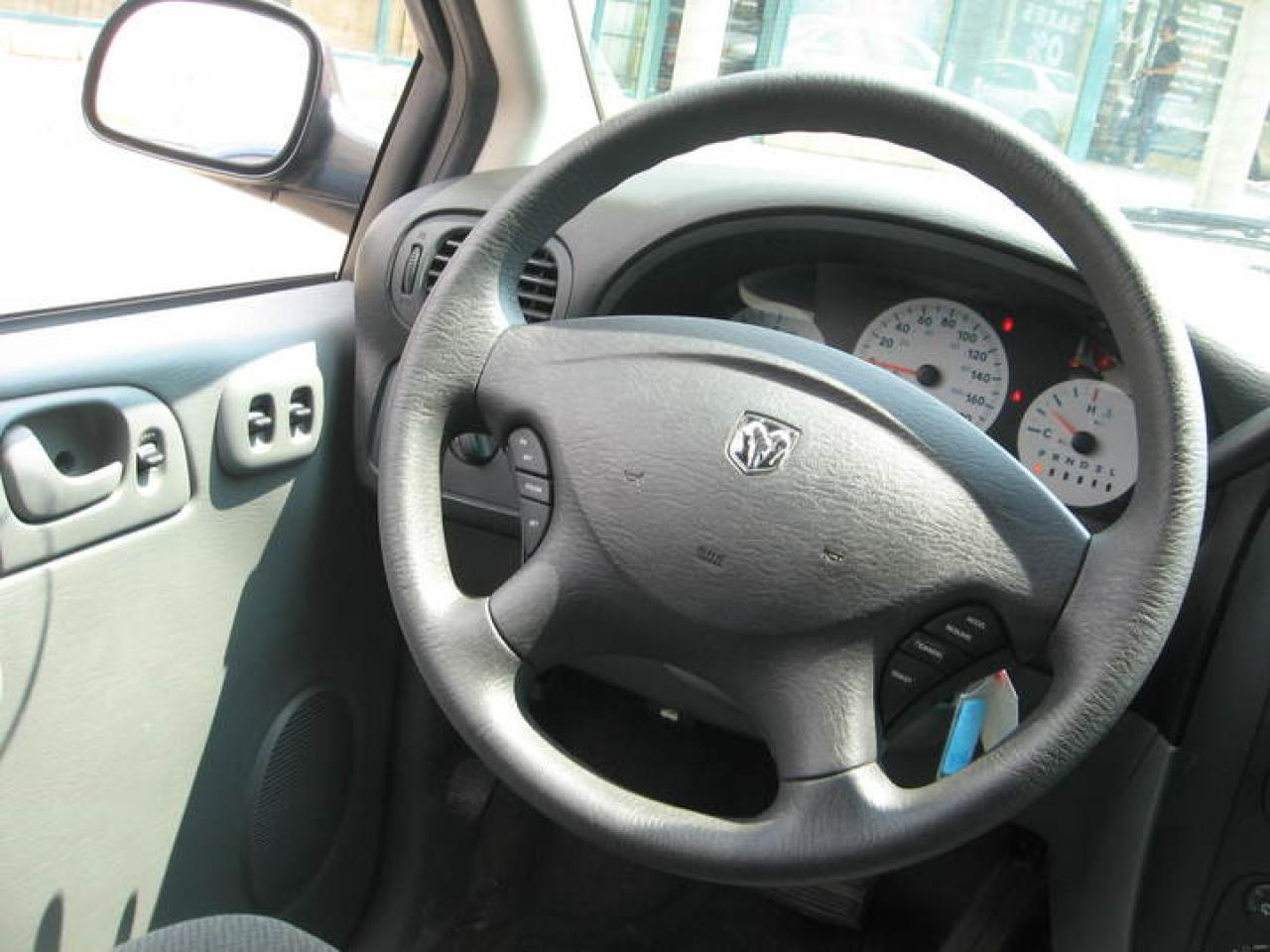2005 Dodge Caravan  Photo12