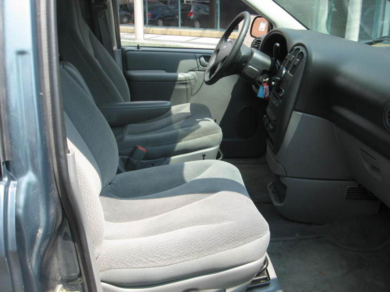 2005 Dodge Caravan  Photo15