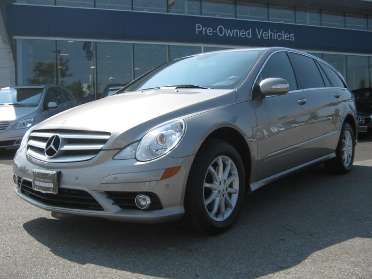 Used 2008 Mercedes-Benz R350 4Matic for sale in Maple, ON