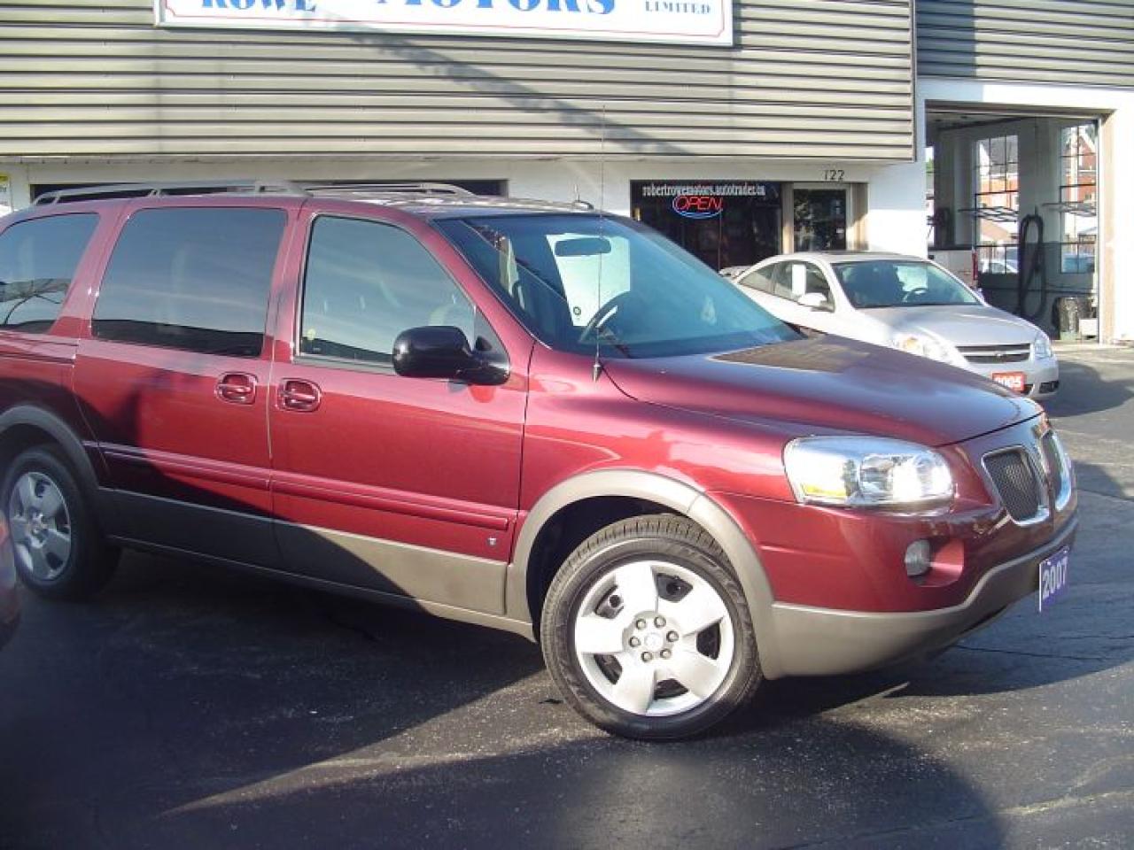 Used 2007 Pontiac Montana SV6 for sale in Dunnville, ON