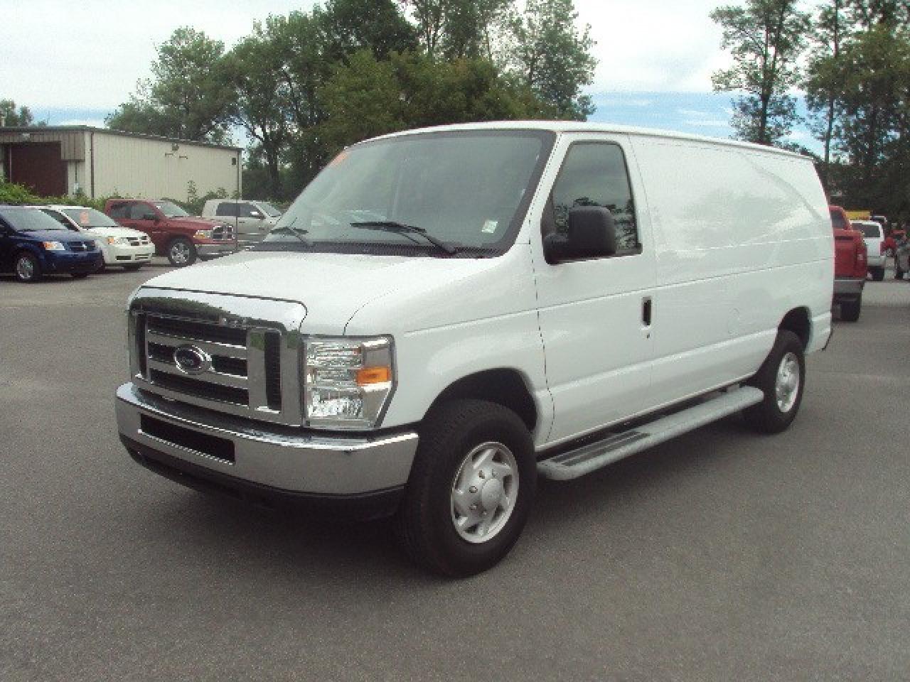 Used 2009 Ford E-250  for sale in Ottawa, ON