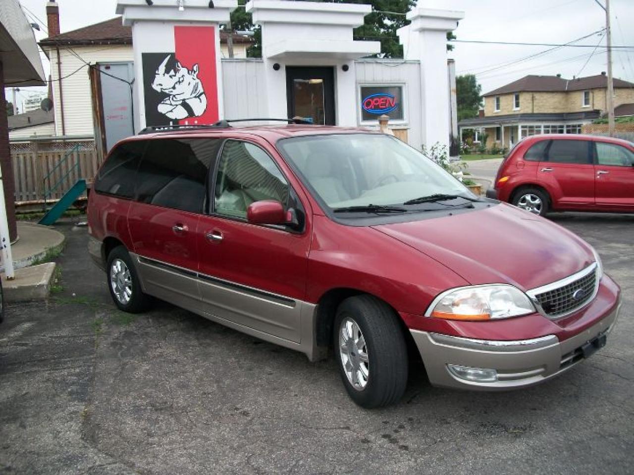 Used 2003 Ford Windstar limited for sale in Cambridge, ON