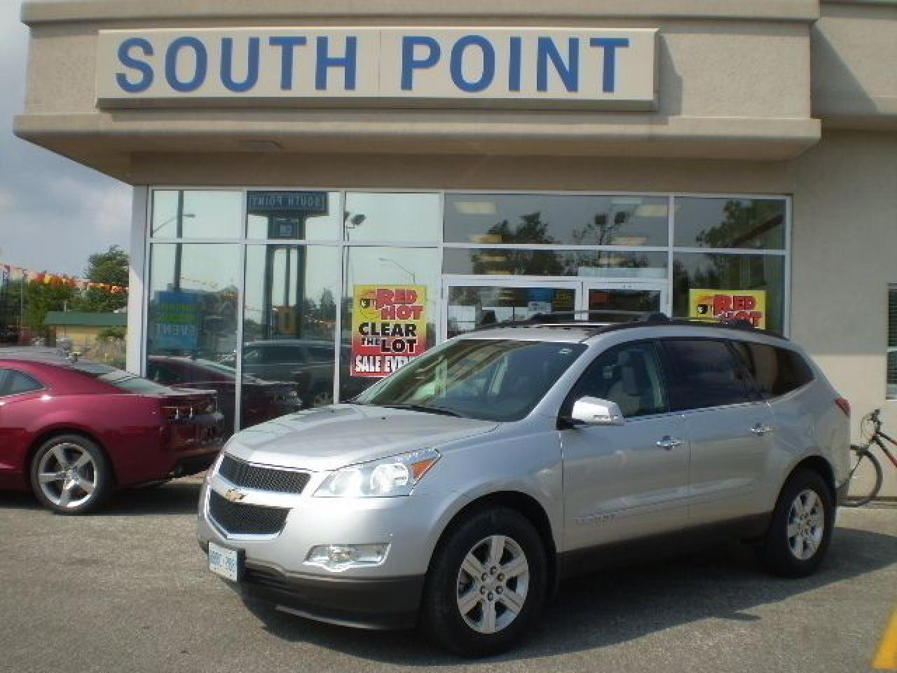Used 2009 Chevrolet Traverse LT AWD with dual sunroofs, 8 pass. seating for sale in Leamington, ON