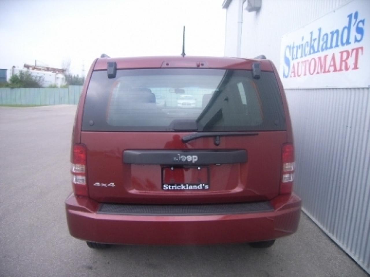 614617