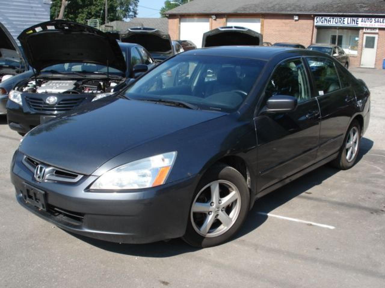 Used 2004 Honda Accord EX SUNROOF LEATHER 6 DISC MINT CONDITION MUST SEE for sale in Scarborough, ON