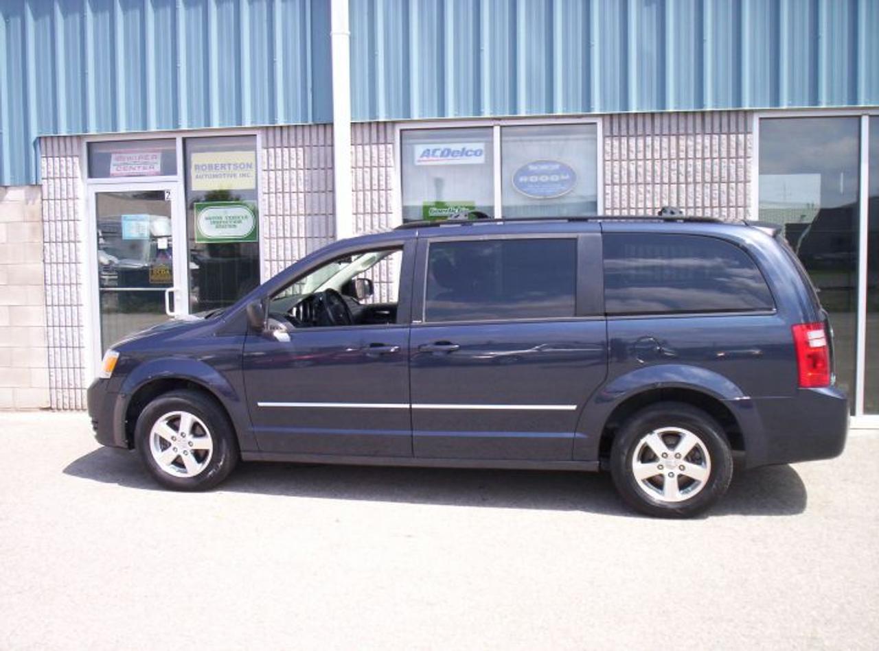 Used 2008 Dodge Grand Caravan SXT for sale in Cambridge, ON