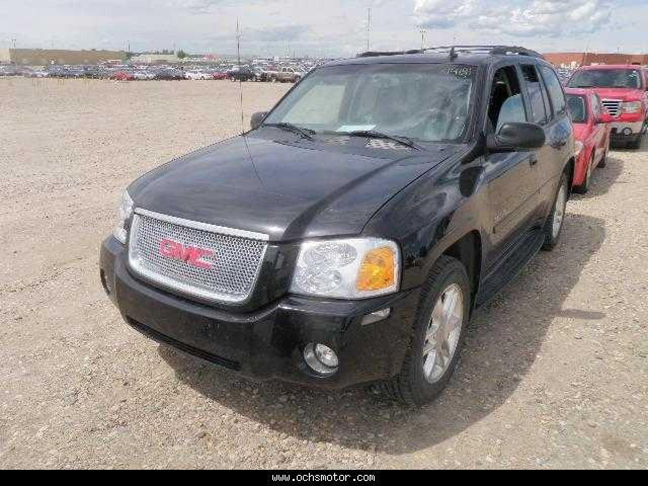 Used 2006 GMC Envoy Denali 4WD WITH DVD for sale in Melville, SK