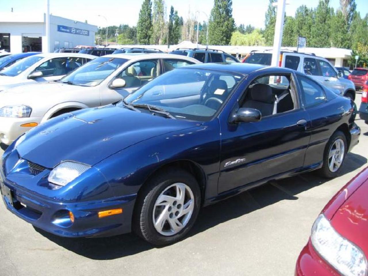 Used 2001 Pontiac Sunfire  for sale in Courtenay, BC