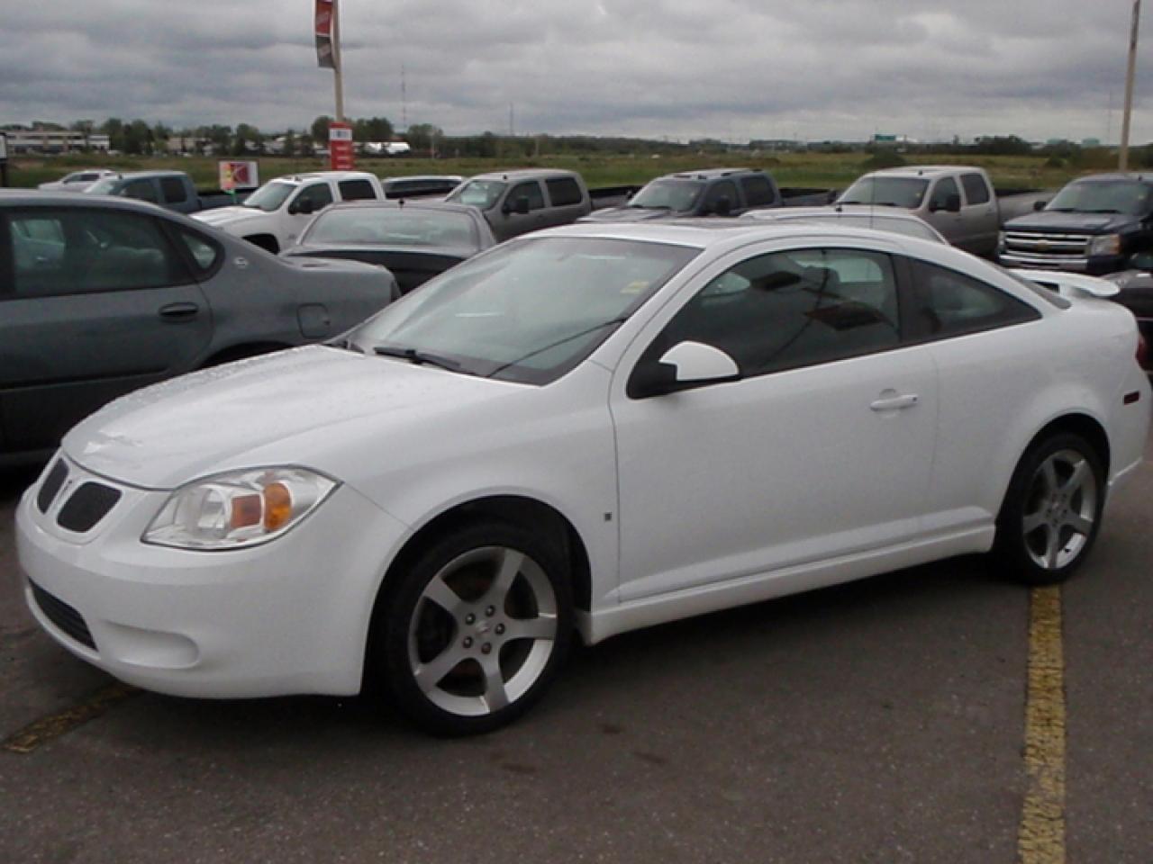 Used 2006 Pontiac Pursuit  for sale in Sherwood Park, AB